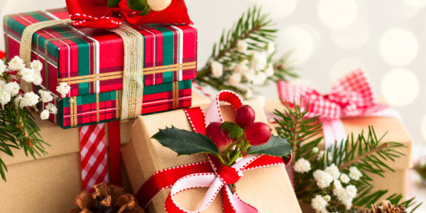  Świąteczna Lista Zakupów: Najlepsze Kosmetyki na Last-Minute Prezenty